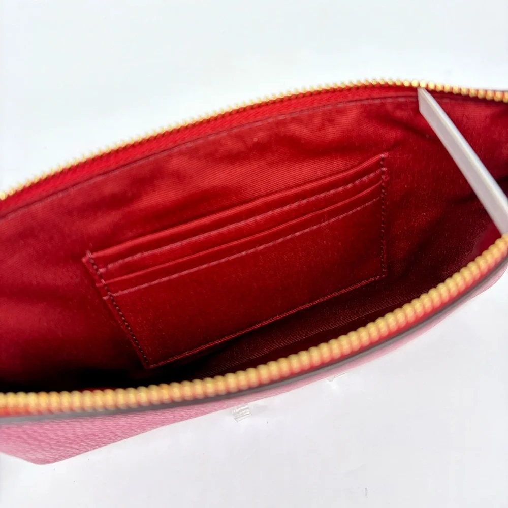 Coach Large Corner Zip Wristlet Wallet With Horse And Carriage